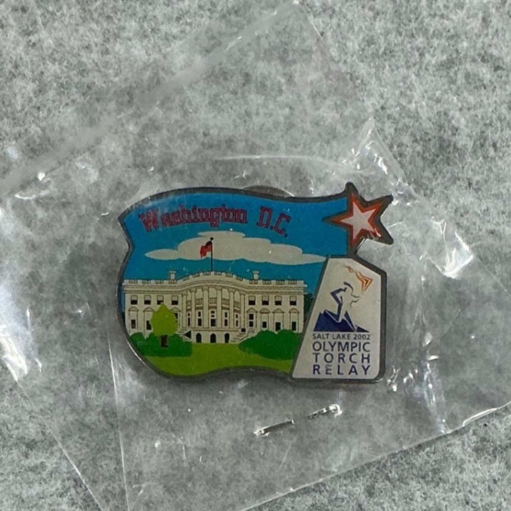 Salt Lake 2002 Olympic Torch Relay Washington DC White House Pin Aminco